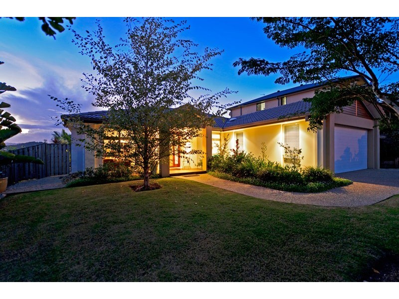 4 Salvado Drive, Pacific Pines QLD 4211