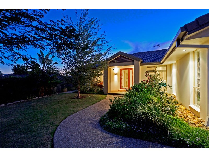 4 Salvado Drive, Pacific Pines QLD 4211