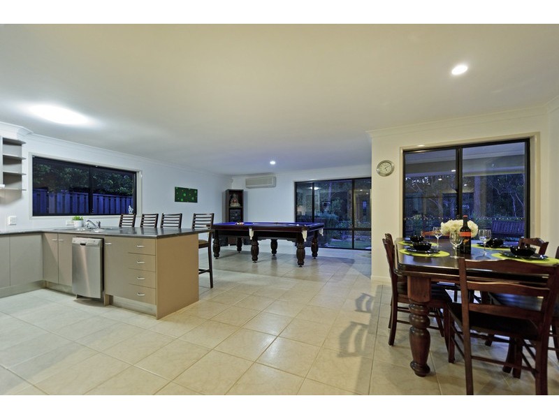 14 Helsal Court, Coomera Waters QLD 4209