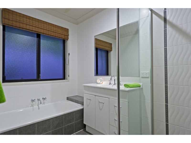 14 Helsal Court, Coomera Waters QLD 4209