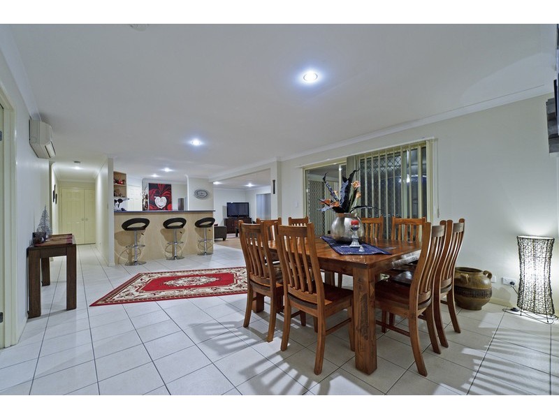 3 Elimbah Street, Pacific Pines QLD 4211