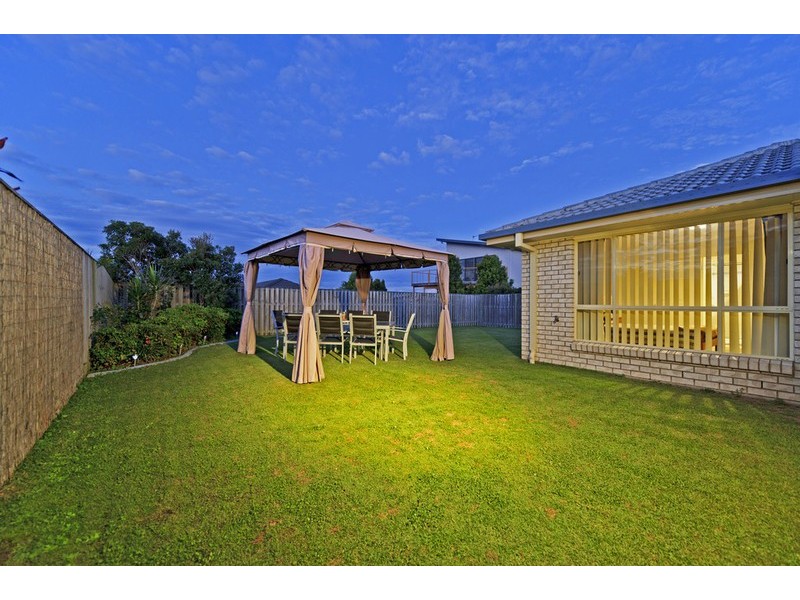 3 Elimbah Street, Pacific Pines QLD 4211