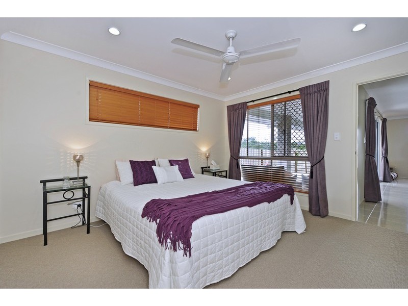 3 Hadrian Crescent, Pacific Pines QLD 4211