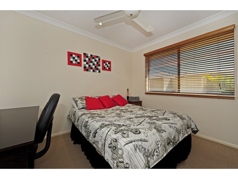 24 Beerwah Street, Pacific Pines QLD 4211