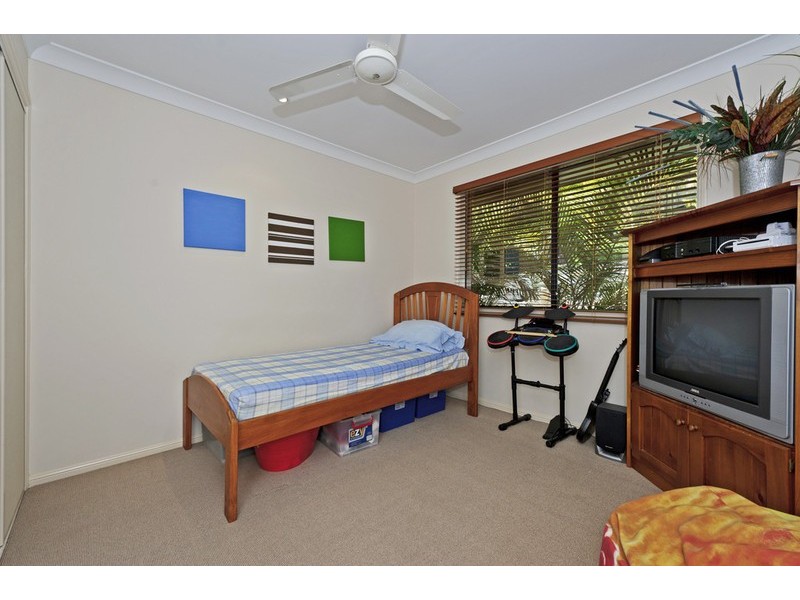 24 Beerwah Street, Pacific Pines QLD 4211