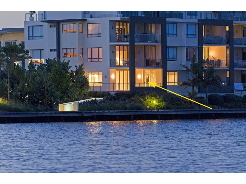 416/3 Pendraat Pde, Hope Island QLD 4212