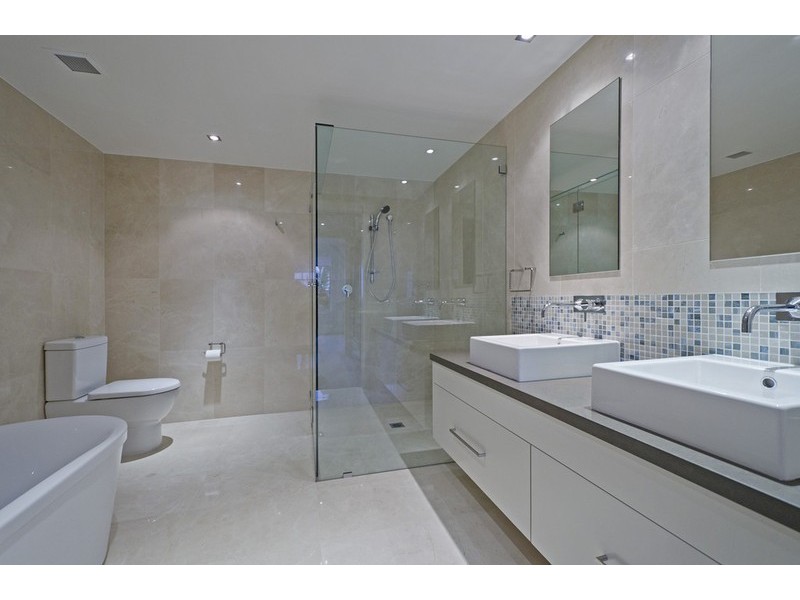 416/3 Pendraat Pde, Hope Island QLD 4212