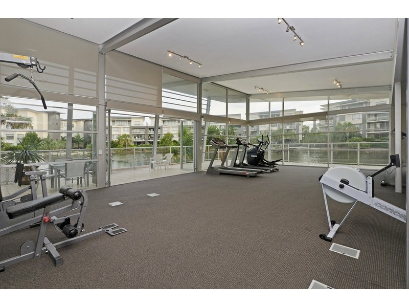 416/3 Pendraat Pde, Hope Island QLD 4212