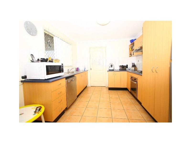 11 Billinghurst Crescent, Upper Coomera QLD 4209