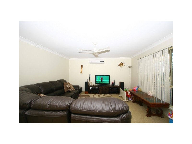 11 Billinghurst Crescent, Upper Coomera QLD 4209
