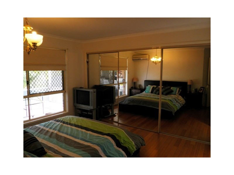 5 Nottinghill Place, Oxenford QLD 4210