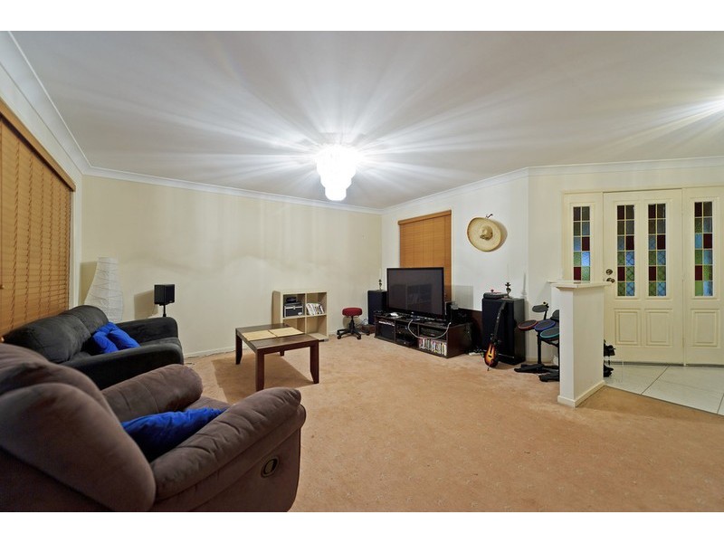 14 Boonah Court, Helensvale QLD 4212