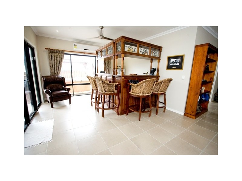 15 Oceanblue Rise, Upper Coomera QLD 4209