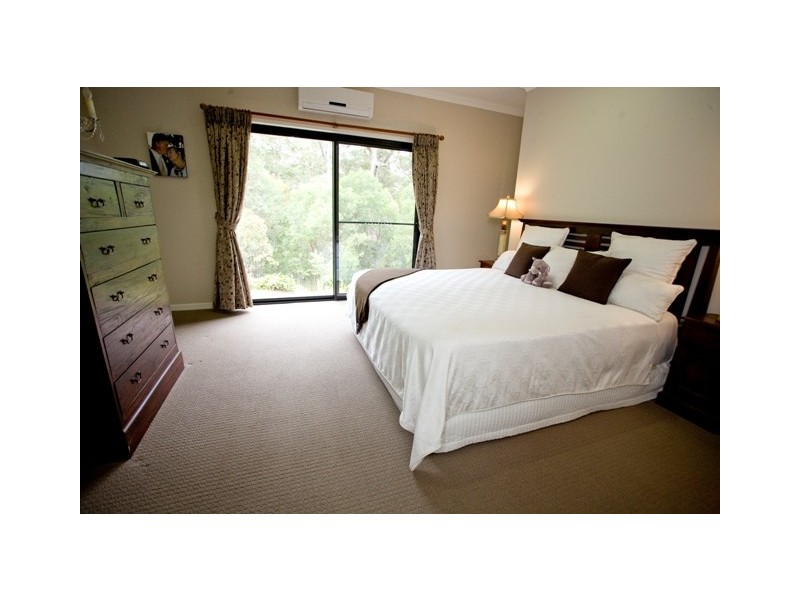 15 Oceanblue Rise, Upper Coomera QLD 4209