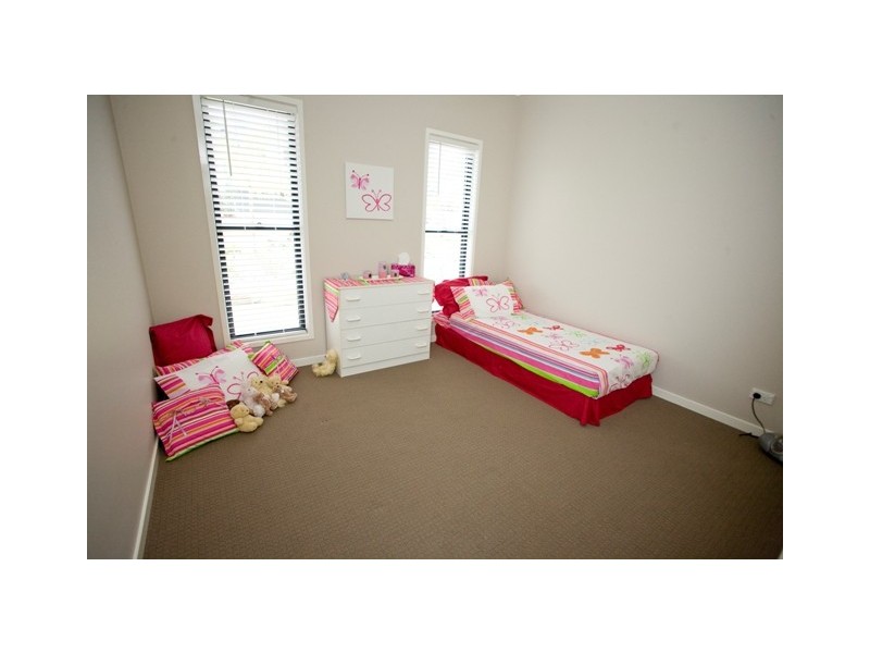 15 Oceanblue Rise, Upper Coomera QLD 4209