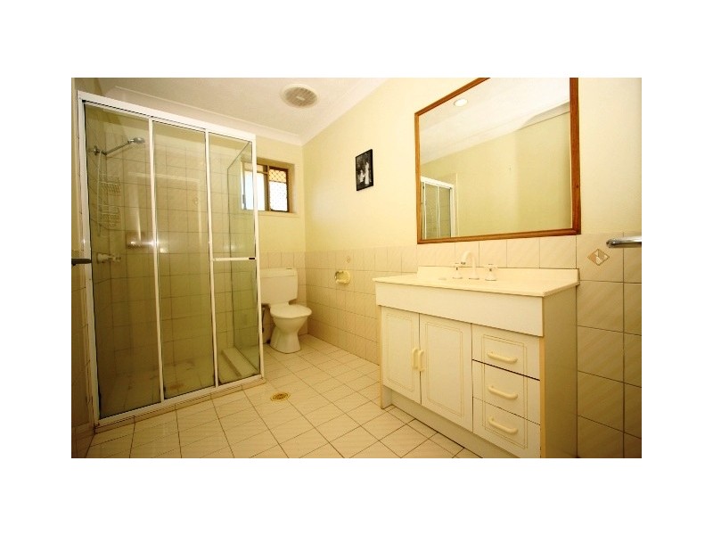 9 Otford Place, Helensvale QLD 4212