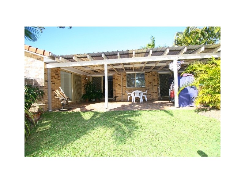 9 Otford Place, Helensvale QLD 4212