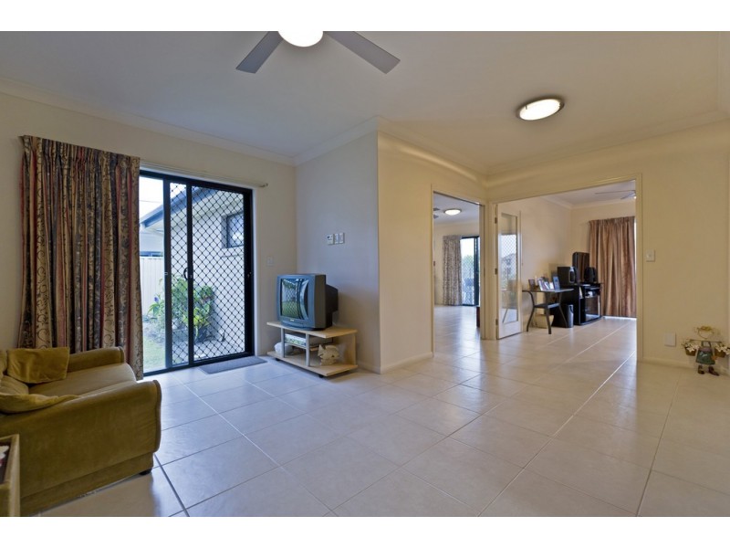 27 Southaven Drive, Helensvale QLD 4212