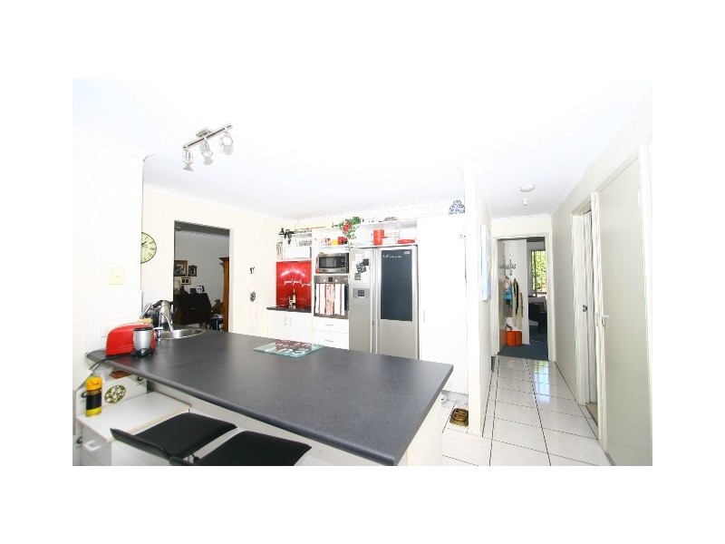 4 Broadway Drive, Oxenford QLD 4210