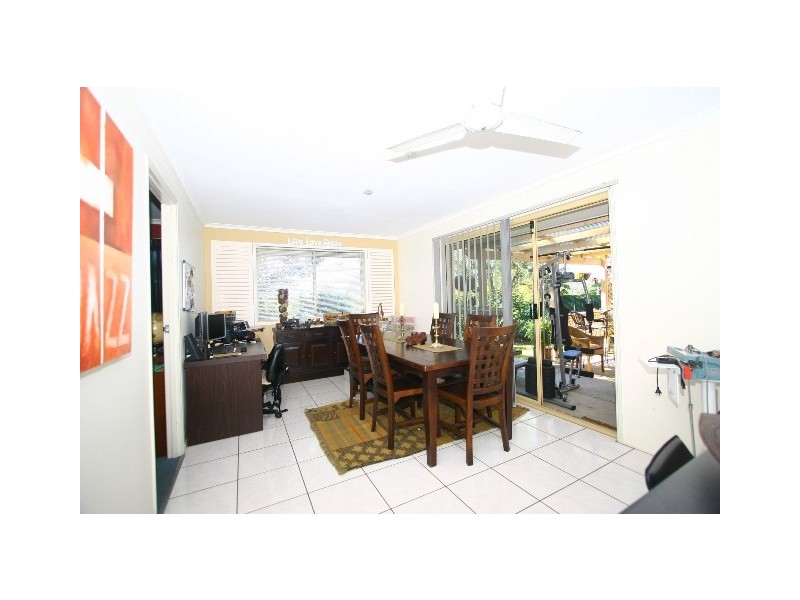4 Broadway Drive, Oxenford QLD 4210