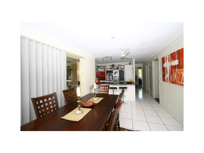 4 Broadway Drive, Oxenford QLD 4210