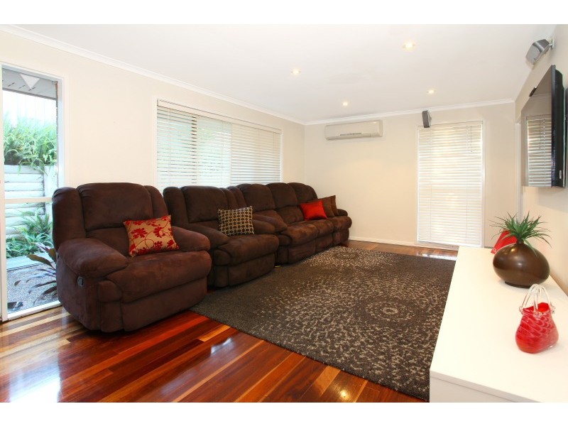 14 Pomona Court, Helensvale QLD 4212