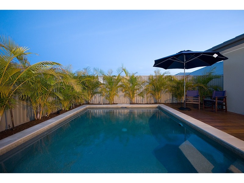 29 Rhodium Crescent, Hope Island QLD 4212