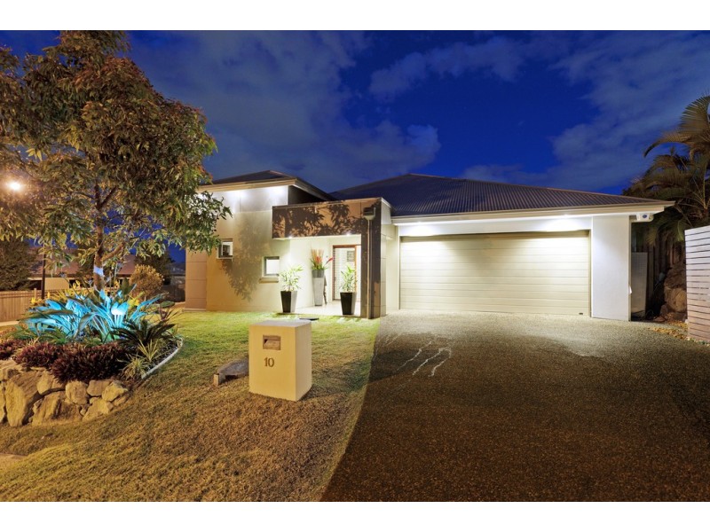 10 Codrington Circuit, Pacific Pines QLD 4211