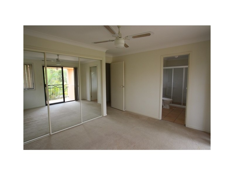 16/19 Harrow Place, Arundel QLD 4214