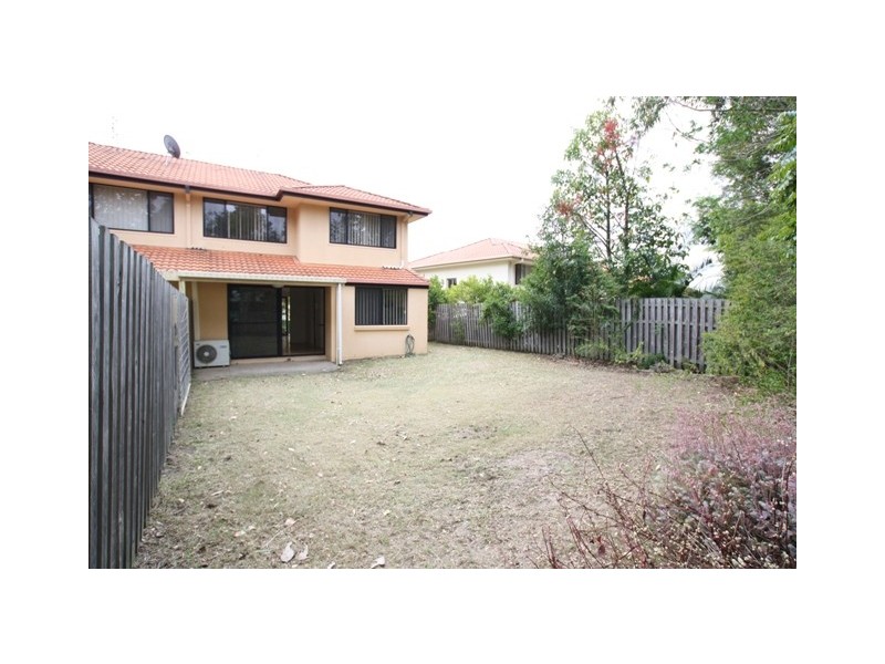 16/19 Harrow Place, Arundel QLD 4214