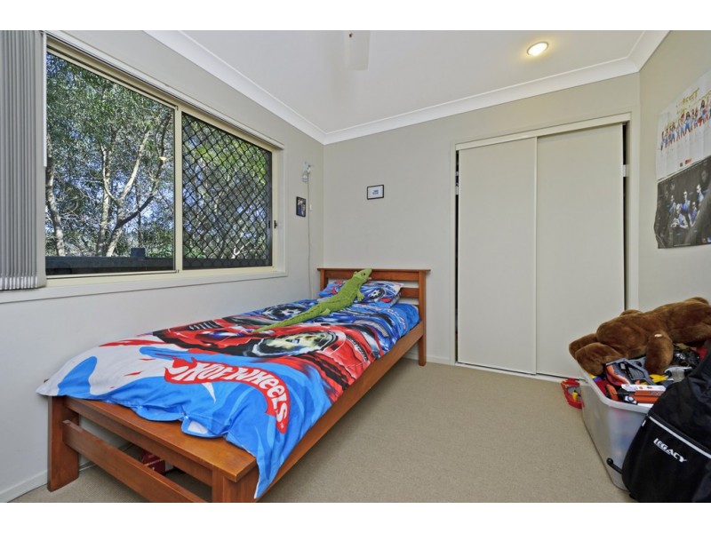 13 Gerard Street, Pacific Pines QLD 4211