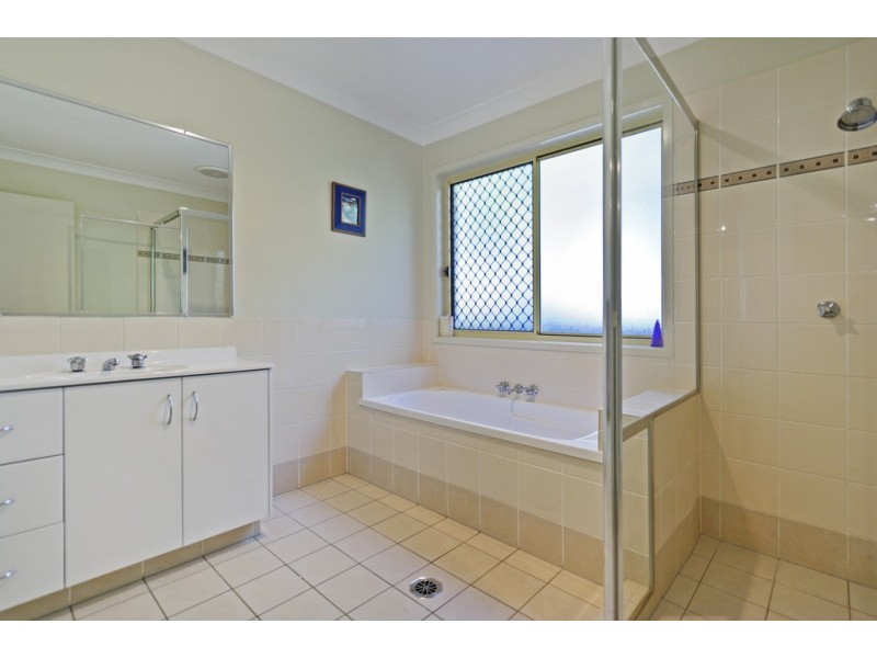 13 Gerard Street, Pacific Pines QLD 4211