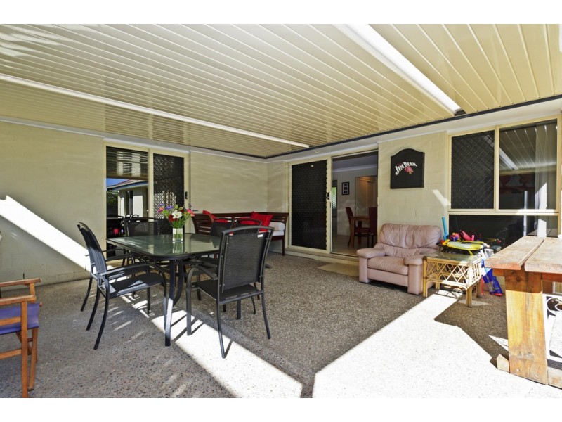 13 Gerard Street, Pacific Pines QLD 4211