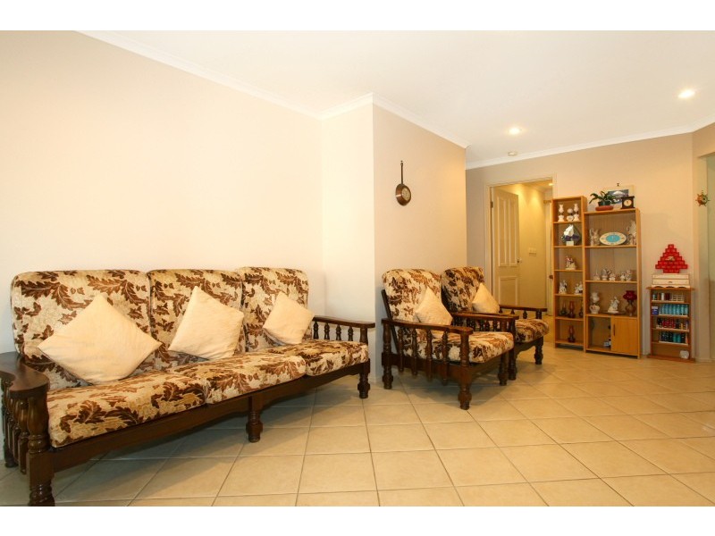 1/80 River Oak Drive, Helensvale QLD 4212