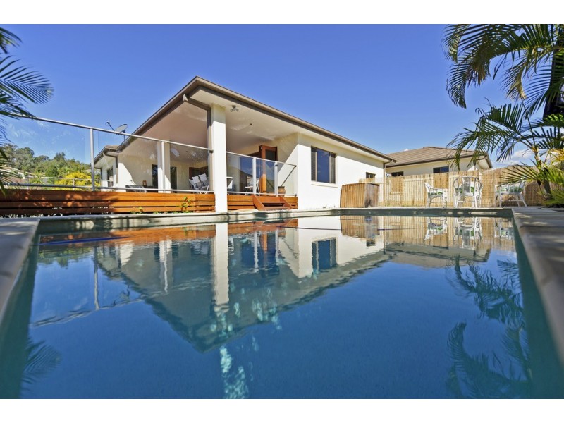 83 Salvado Drive, Pacific Pines QLD 4211