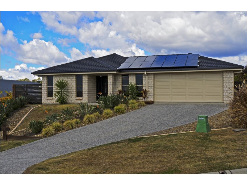 12 Laughlen Chase, Pacific Pines QLD 4211