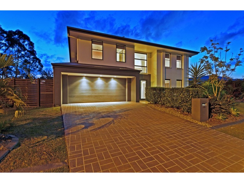 63 Cobb and Co Drive, Oxenford QLD 4210