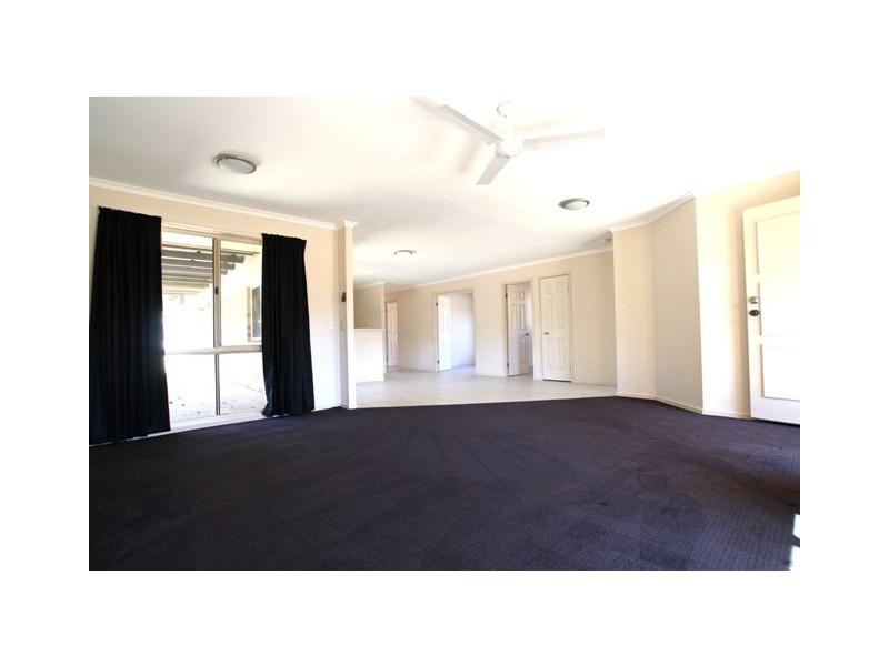 199 Mildura Drive, Helensvale QLD 4212