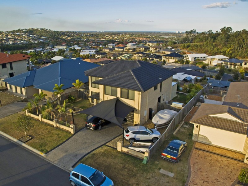 20 Wunburra Circle, Pacific Pines QLD 4211