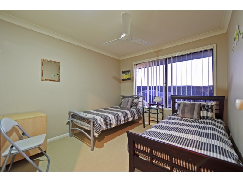 20 Wunburra Circle, Pacific Pines QLD 4211