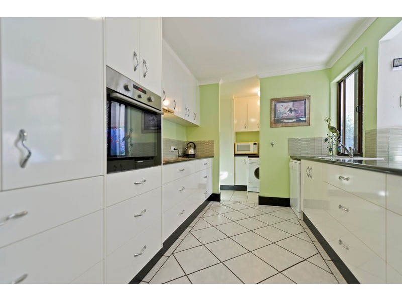 8 Adventure Avenue, Oxenford QLD 4210