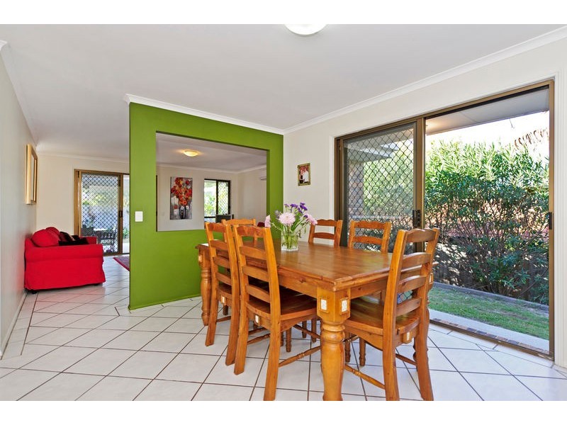 8 Adventure Avenue, Oxenford QLD 4210