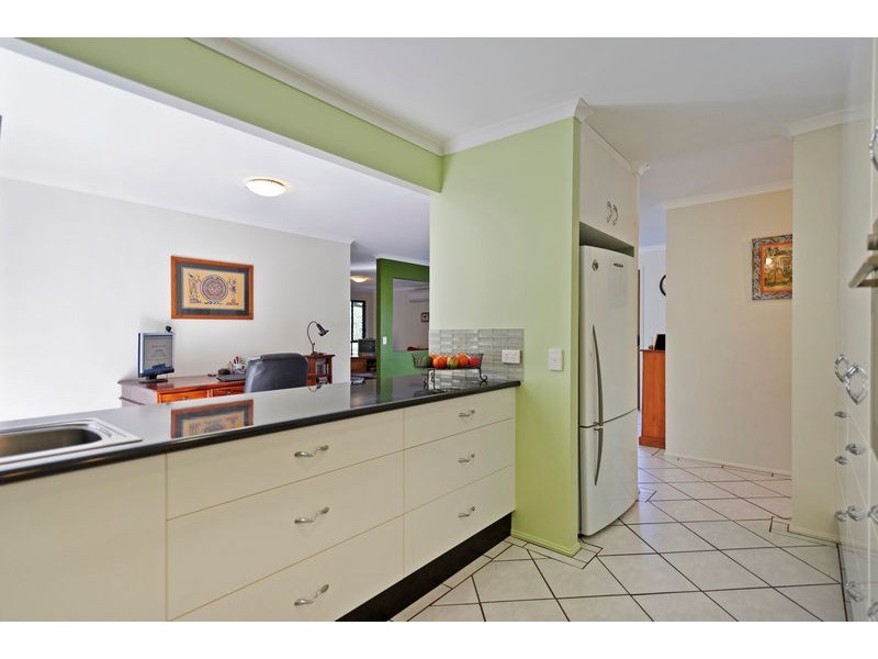 8 Adventure Avenue, Oxenford QLD 4210