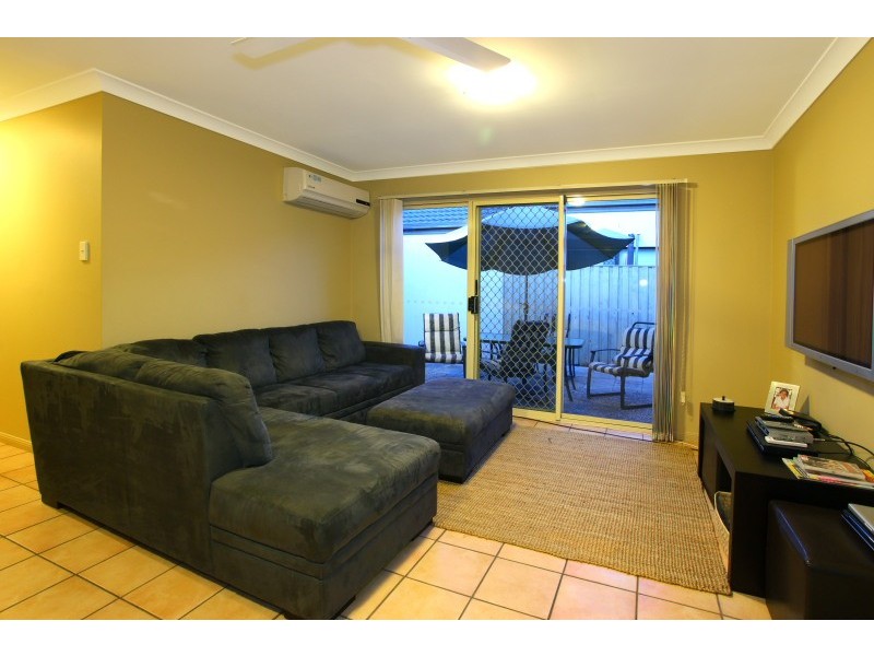 37 Trade Winds Drive, Helensvale QLD 4212