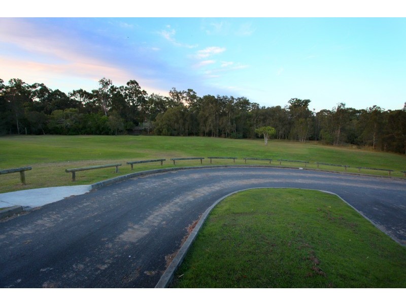 37 Trade Winds Drive, Helensvale QLD 4212