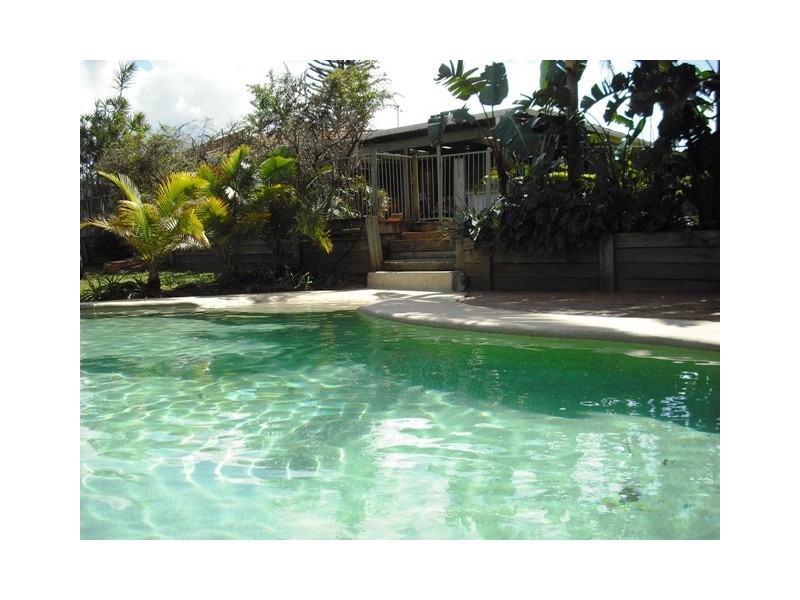 246 Mildura Drive, Helensvale QLD 4212