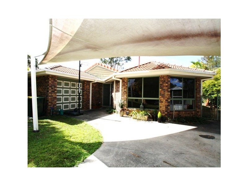 246 Mildura Drive, Helensvale QLD 4212