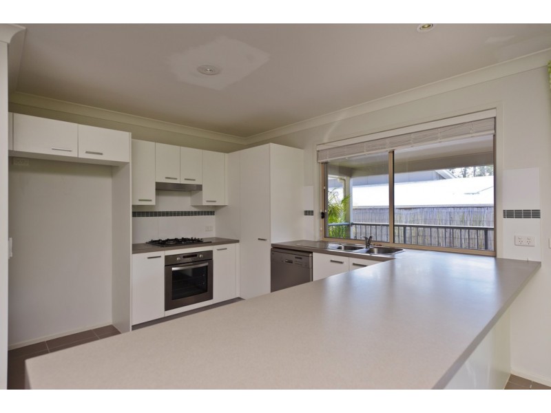 22 Calypso Court, Oxenford QLD 4210