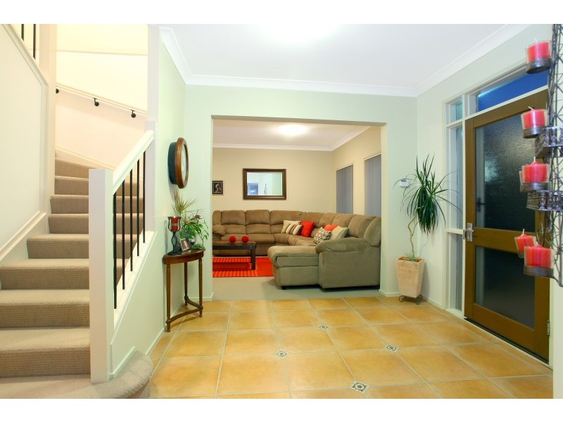 1 Lagos Court, Coombabah QLD 4216