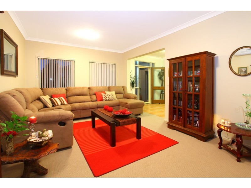 1 Lagos Court, Coombabah QLD 4216